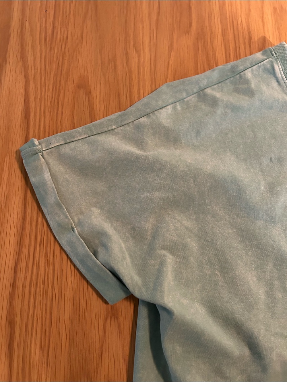 Buckle BKE Washed T-Shirt Color Malachite Green Size Large NWT - Picture 7 of 11